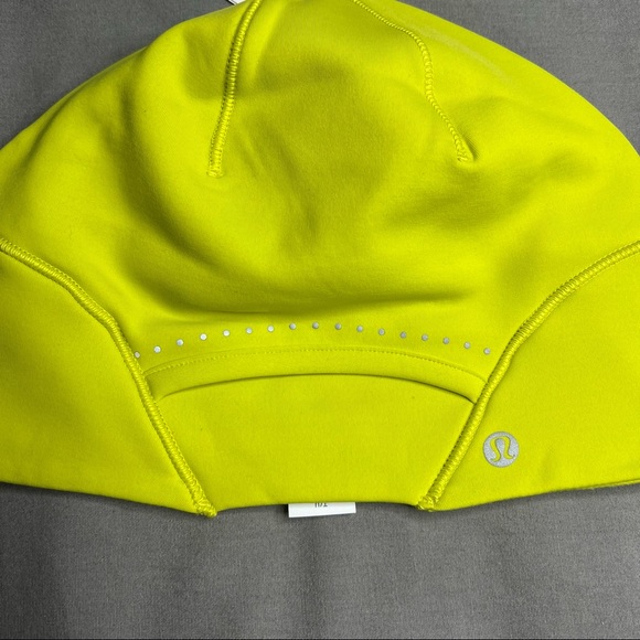 NWT Lululemon Run For It All Beanie Yellow ONE SIZE - Picture 8 of 12